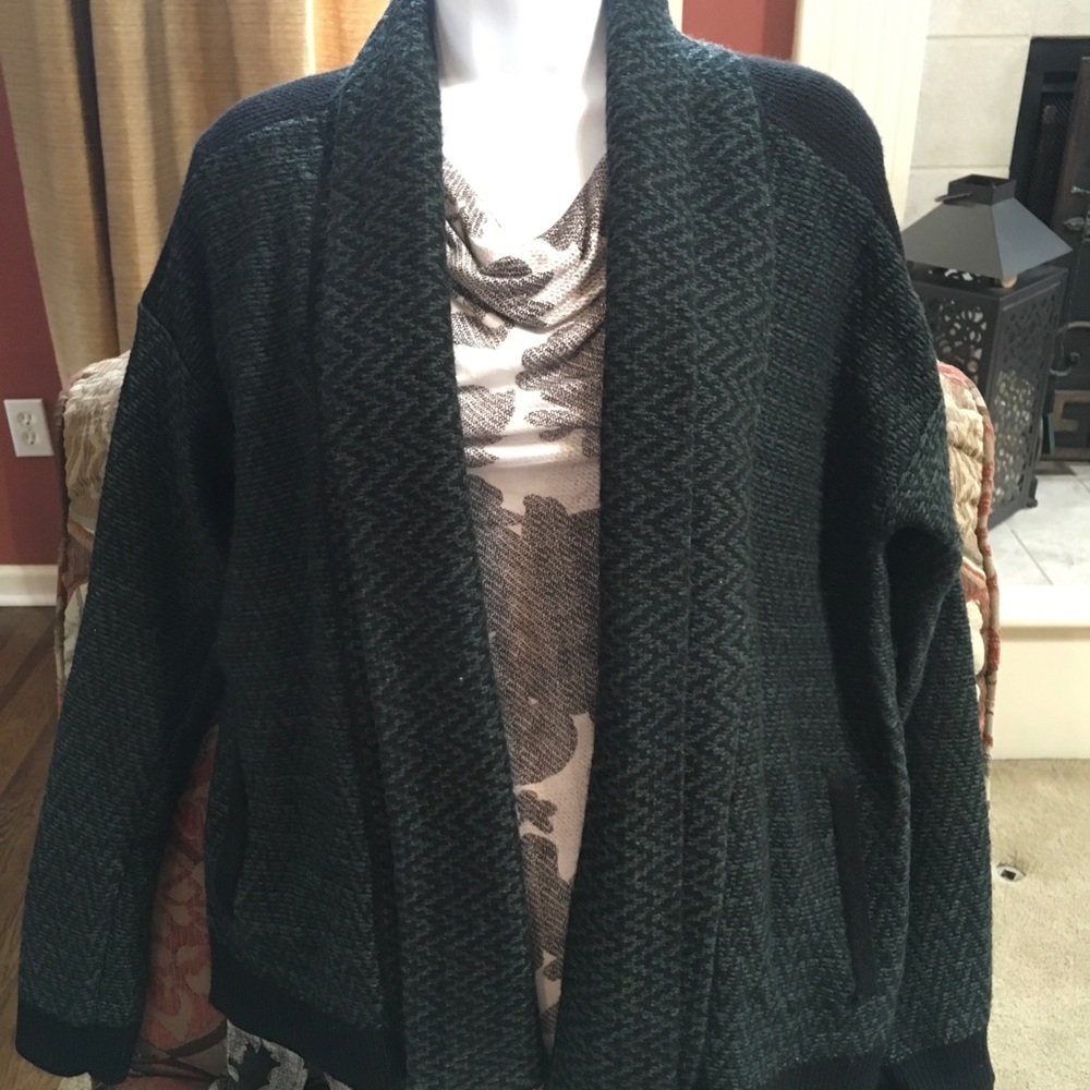 CAbi Fireside Sweater Emerald & Black Medium